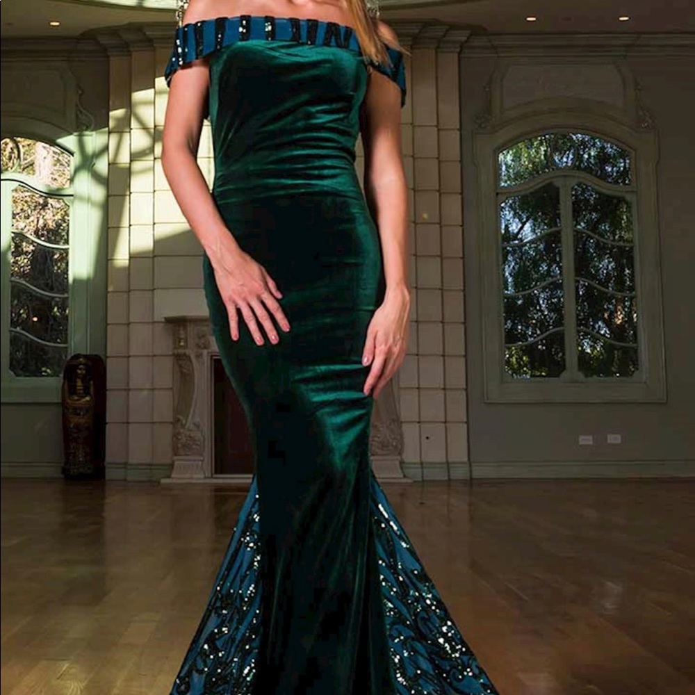 Jessica Angel Velvet Emerald off shoulder dress